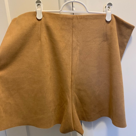 Plus size Suede Skort - Picture 2 of 4